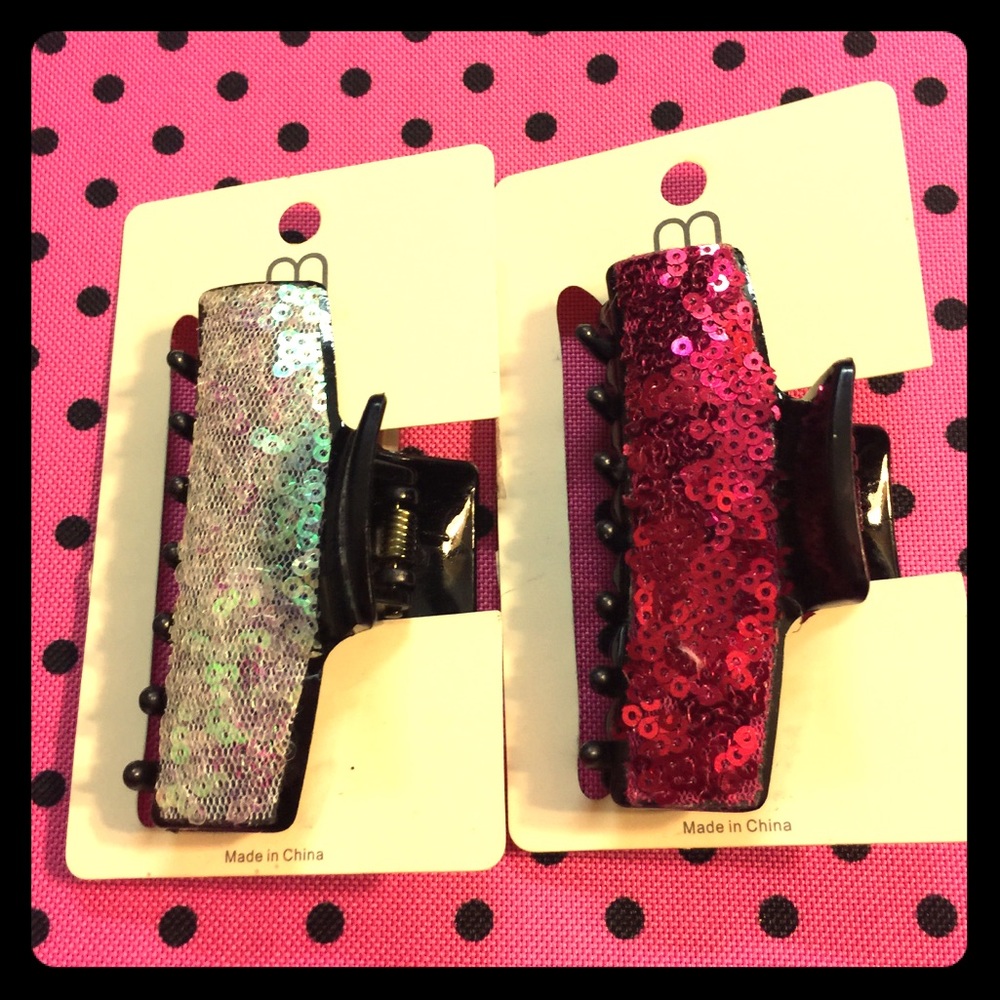 NEW 2 Hair Claw Clip Accessory Set White And Pink